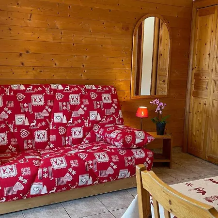 Confortable Au Centre De Avec Parking - Fr-1-693-66 * Châtel